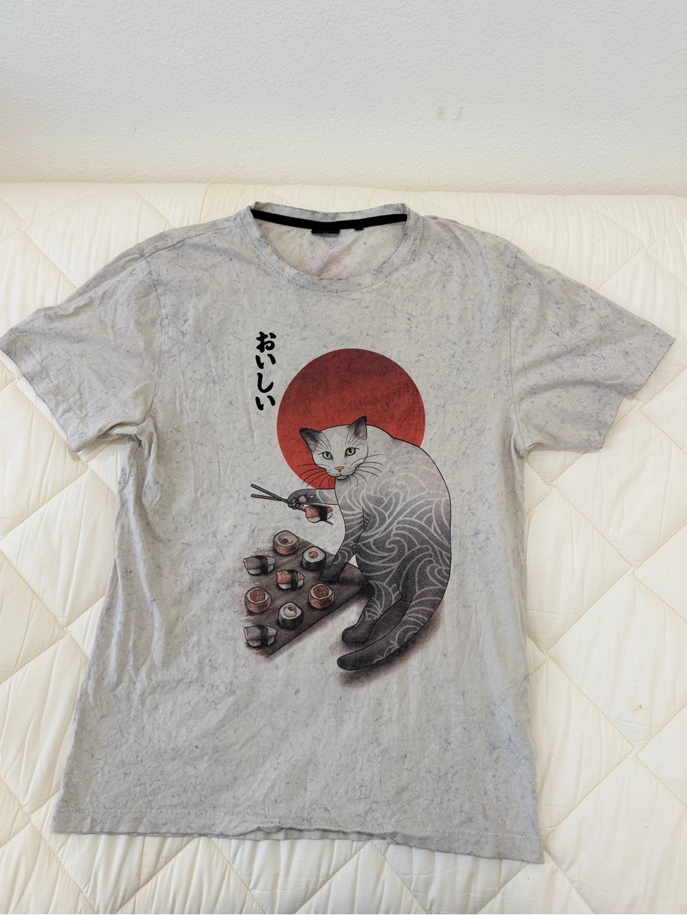 CROPP Regular Fit Gray Cat Sushi “Oishii” Graphic T-Shirt Size XL Japanese Anime